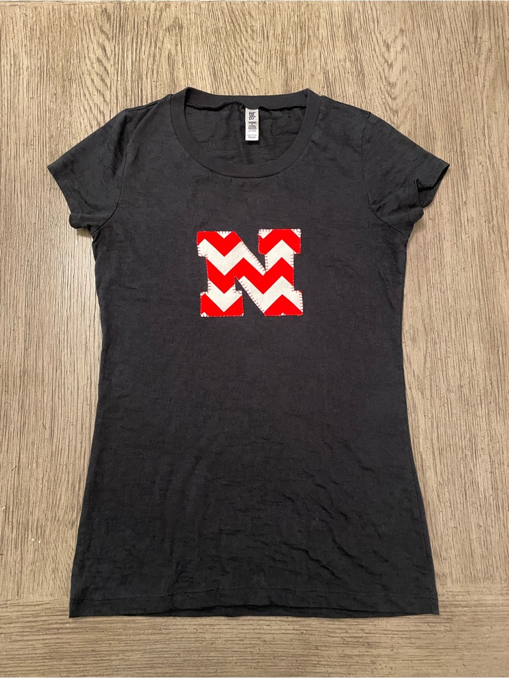 Nebraska Huskers women’s slub tshirt, small (15x25).